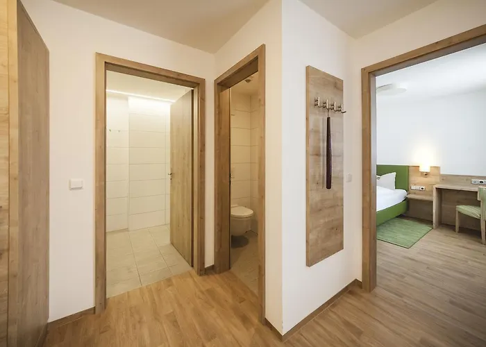 Hotel - Zur Post 3*