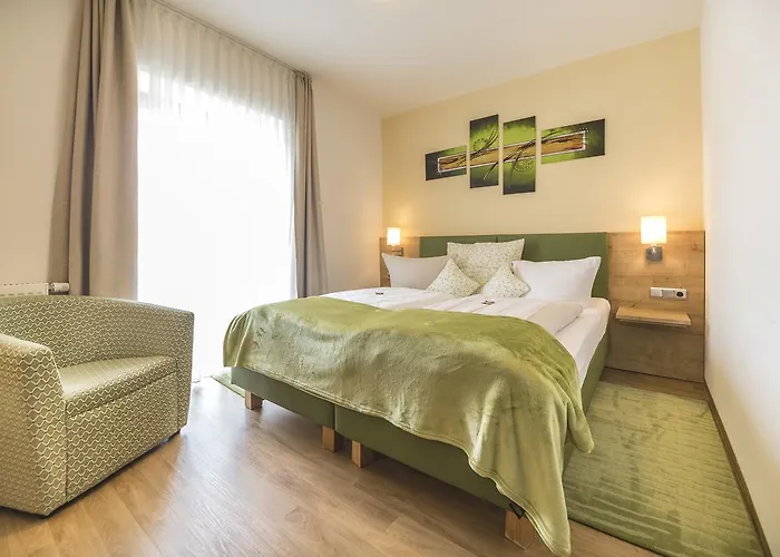 Hotel - Zur Post 3*