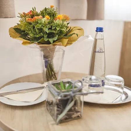 - Zur Post Hotell Neukirchen am Teisenberg