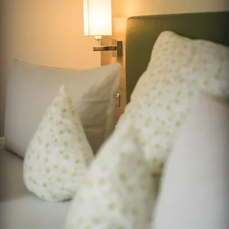 Hotell - Zur Post Neukirchen am Teisenberg